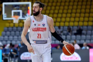 (Φωτορεπορτάζ) Δράση στη Λεμεσό με EuroBasket!