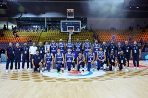 Ανταγωνιστική... όσο μπορούσε η Εθνική μας - Ήττα στην πρεμιέρα (Φωτος) 