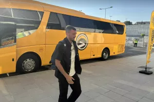 Η άφιξη της ΑΕΛ (Φώτος kerkida)