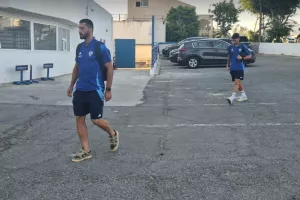 (ΦΩΤΟΡΕΠΟΡΤΑΖ) Η άφιξη της Ανόρθωσης 