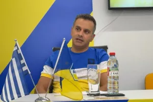"Είμαστε το ΑΠΟΕΛ και πρέπει να πρωταγωνιστούμε/Λευκόθεο... όπως τις παλιές εποχές"