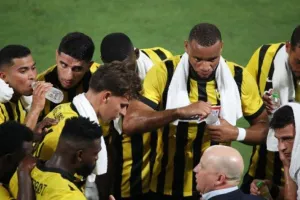 Αυτά δεν θέλει να δει να επαναλαμβάνονται ο Νίκολιτς ενόψει Άρη 