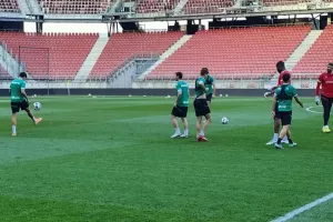 Η προπόνηση της Ομόνοιας στο "Wörthersee Stadion" (Φώτος)