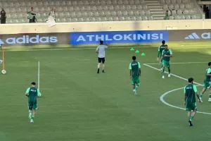 Άρης/ Εντεκάδα με Μακόσλαντ και δίδυμο... Κακουλλή - Κβιλιτάια!
