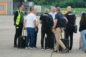 Πρόεδρος, κόουτς...