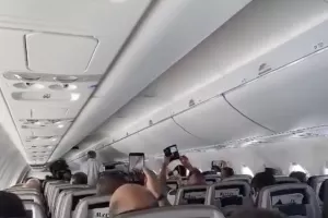 Με τον ύμνο της Ομόνοιας η προσγείωση (βίντεο)