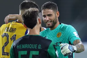 Εξηγήθηκαν Victor Braga με Henrique Gomes!