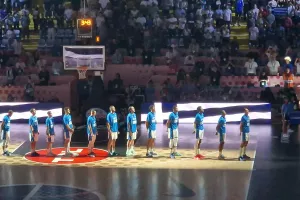 (BINTEO Kerkida) Η παρουσίαση της Εθνικής Ελλάδος και ο Εθνικός Ύμνος!