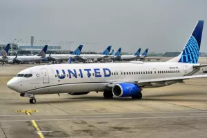 Διακοπή πτήσεων της United Airlines σε πολλά αεροδρόμια