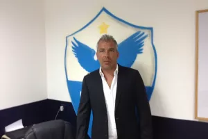  Jorge Costa (Ανόρθωση)