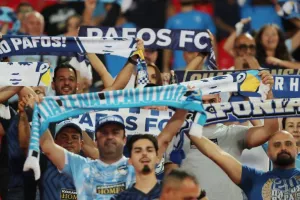 Ξεπέρασε τις 5000/"Μαζί, παίρνουμε την πρόκριση"