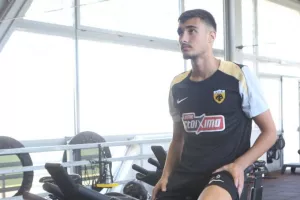 ΑΕΚ: Στην Μπρισμπέιν Ρόαρ ο Βαλκάνης