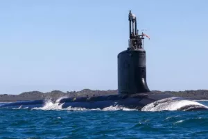 Ο Τραμπ μετακινεί πυρηνικά υποβρύχια κοντά στη Ρωσία μετά τις δηλώσεις Μεντβέντεφ
