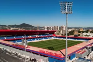 Στο «Γιόχαν Κρόιφ» προσωρινά η Μπαρτσελόνα