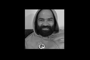 Θλίψη στην Θύρα 9
