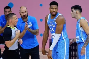 Ξέσπασε για την διαιτησία ο Σπανούλης: «Δεν μπορεί ο Γιάννης να ικετεύει για να πάρει φάουλ»