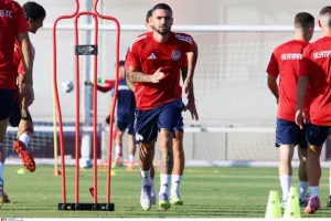 ΚΛΙΚΣ απ' την τελευταία προπόνηση του Ολυμπιακού 