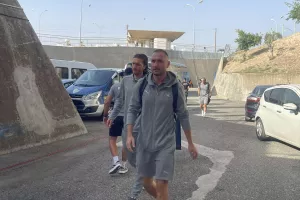 ΤΡΙΑ χρόνια... (ΤΑΝΚΟ)