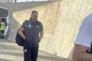 Αουτσάιντερ... ΚΑΙ το Χ2