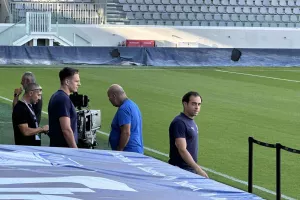 (Φώτος Kerkida) Η άφιξη του Απόλλωνα 