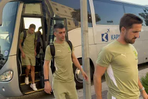Η άφιξη της ΑΕΚ (φώτος)