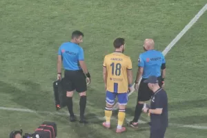 ΠΡΩΤΟ για Διαμαντάκο