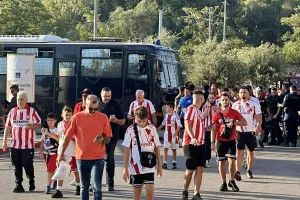 (Φώτος Kerkida) ΕΞΩ από "Γεώργιος Καραϊσκάκης"