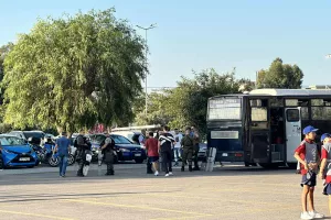 (Φώτος Kerkida) ΕΞΩ από "Γεώργιος Καραϊσκάκης"