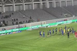 Τα έδωσαν όλα και... χειροκροτήθηκαν!