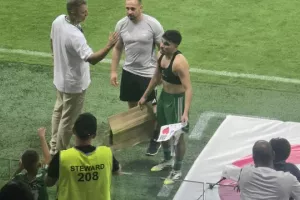 Έδωσαν και... πήραν δώρα! (Φώτος)