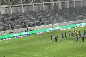 Τα έδωσαν όλα και... χειροκροτήθηκαν!