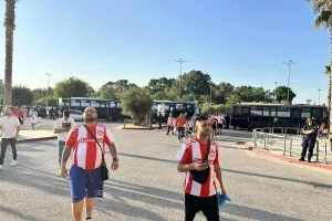 (Φώτος Kerkida) ΕΞΩ από "Γεώργιος Καραϊσκάκης"