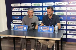 ΑΥΤΟΣ...
