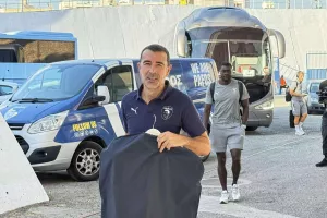 Φώτος/Στο γήπεδο η Πάφος