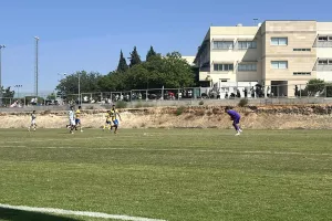Γαλαζοκίτρινο το ντέρμπι Κ17