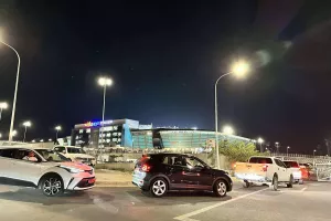 Φώτος/Άρχισε η... κίνηση