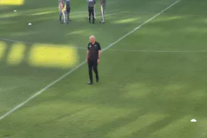 (Φώτος Kerkida) Η άφιξη της Ομόνοιας 