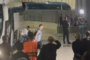 Φώτος/Εκεί στις 20:30 για το μεγάλο ραντεβού