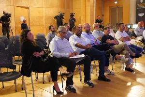(Φώτος) Συνάντηση προέδρων-Νταμάτο: "Σε 35 αγώνες είχαμε δύο σοβαρά λάθη"