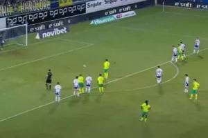 (ΒΙΝΤΕΟ) Μέσω...on-field review, πέναλτι-γκολ η ΑΕΚ
