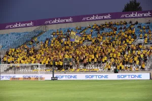 ΘΥΡΑ 3/"Ανεπίτρεπτη απάθεια και αδράνεια"