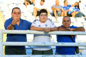 Εικόνες από τις κερκίδες στο Δασάκι