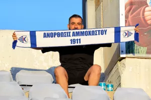 Εικόνες από τις κερκίδες στο Δασάκι