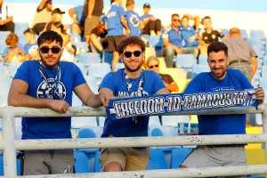 Εικόνες από τις κερκίδες στο Δασάκι