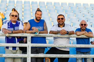 Εικόνες από τις κερκίδες στο Δασάκι