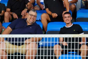 Εικόνες από τις κερκίδες στο Δασάκι