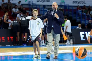 Η Παρί... διέλυσε τον Αστέρα στην πρεμιέρα του "payabl. Νεόφυτος Χανδριώτης" (Φώτος)