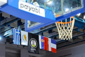 Η Παρί... διέλυσε τον Αστέρα στην πρεμιέρα του "payabl. Νεόφυτος Χανδριώτης" (Φώτος)