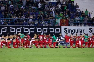 Ανόρθωση-Ομόνοια: Πεντάρα με… show Σεμέδο (φώτος) 