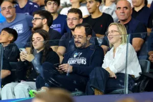 Φωτορεπορτάζ/ Ο κόσμος στο "Αλφαμέγα"